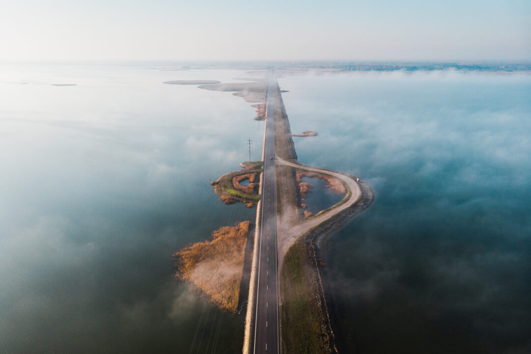 Visit Saaremaa - Väinatamm - droonifoto