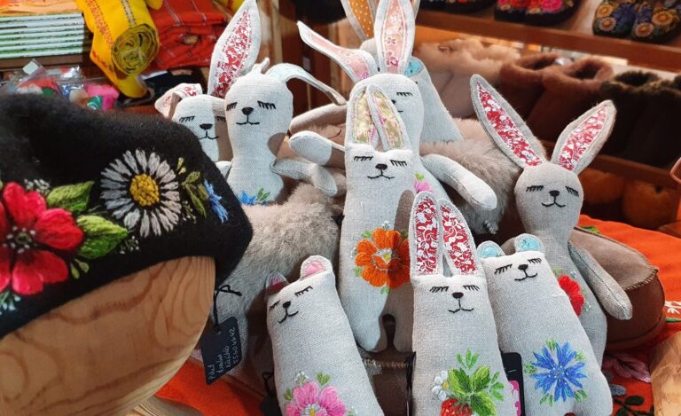 Visit Saaremaa - Liiva Käsitööpoe Oad ja Eed tooted - foto