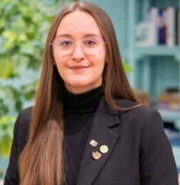 Visit Saaremaa - Joanna Hiiumaalt - portreefoto