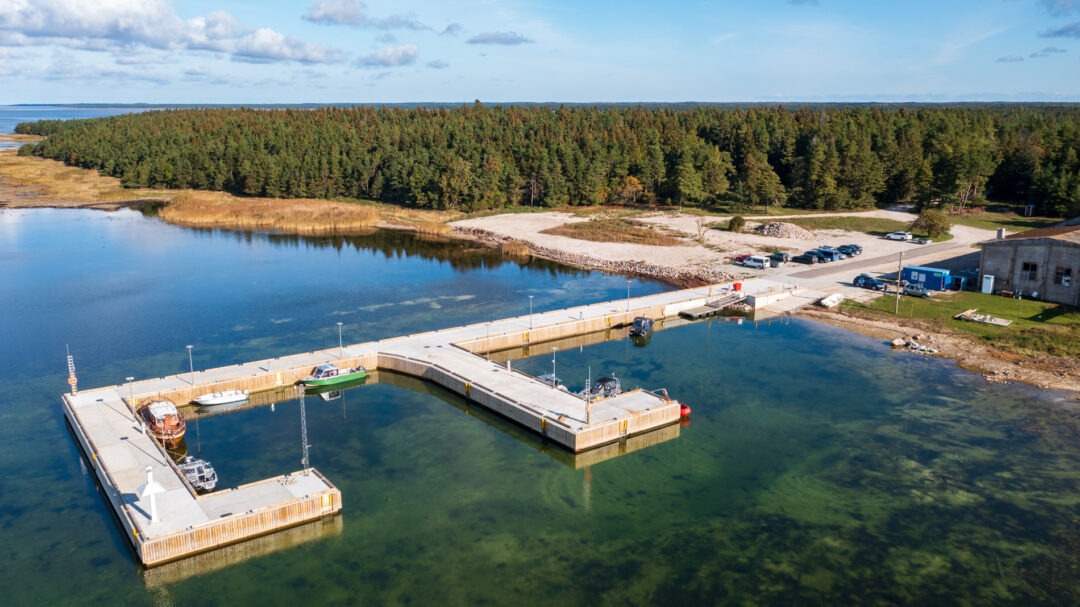 Visit Saaremaa - Papissaare harbour - photo